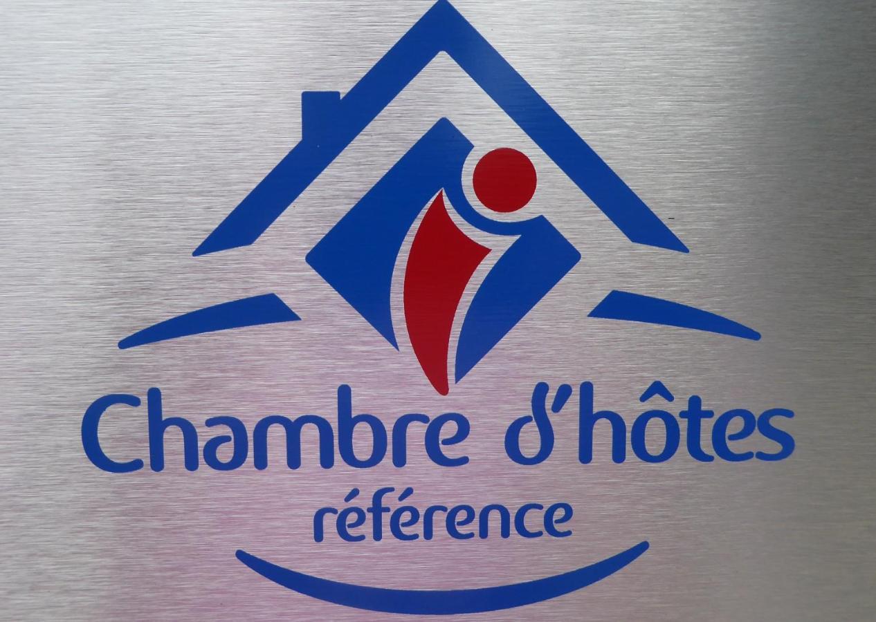 Bed and Breakfast Bienvenue A La Fremigere Jonzac Exterior foto